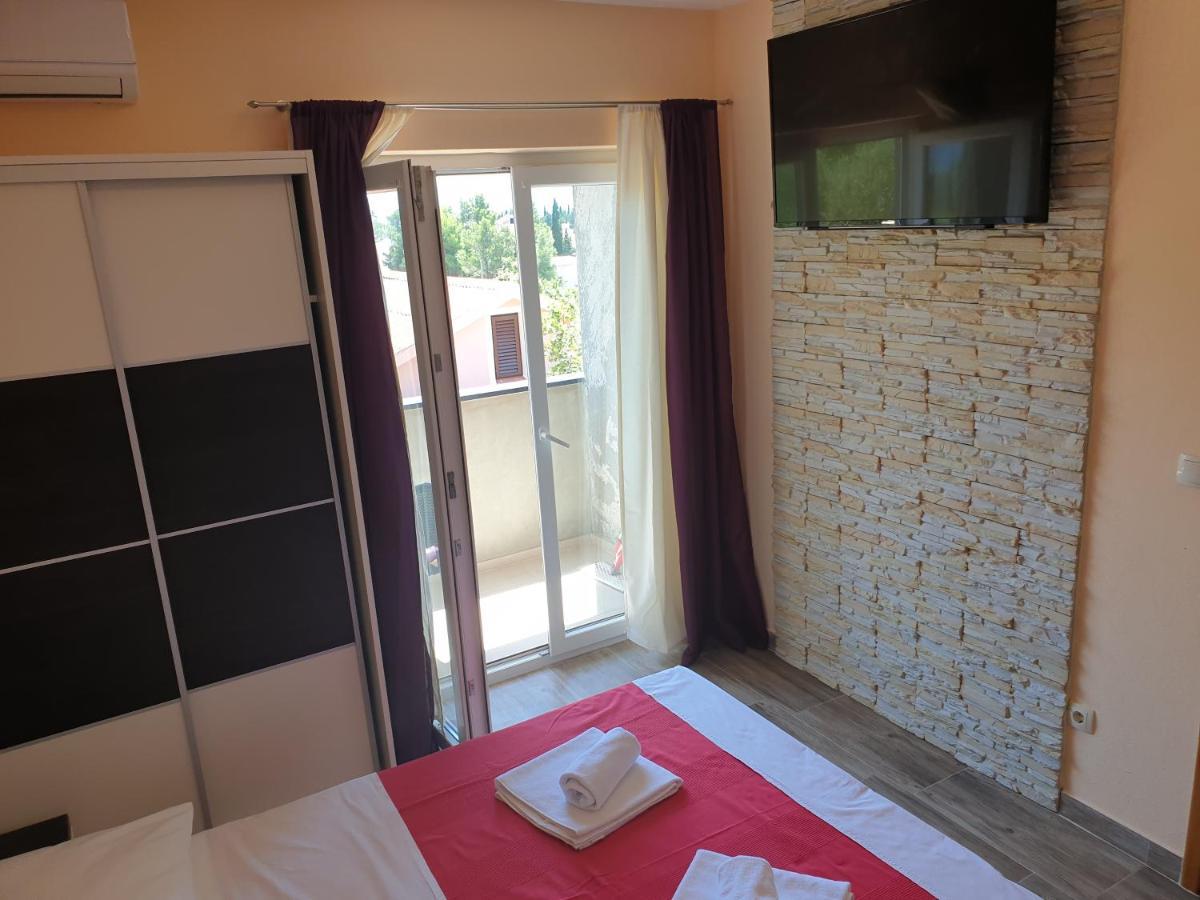 Apartmani Goga Starigrad Exterior photo