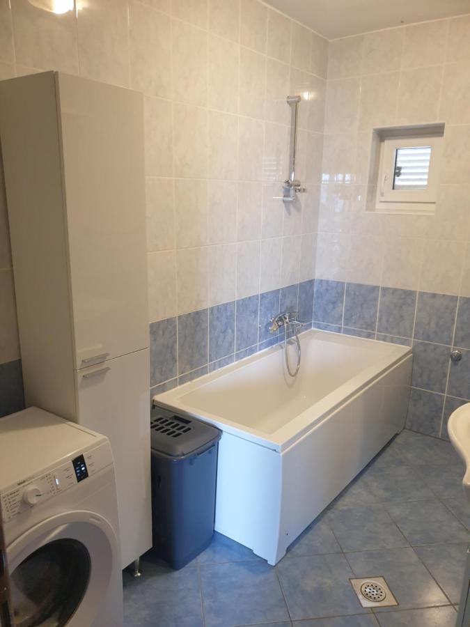 Apartmani Goga Starigrad Exterior photo