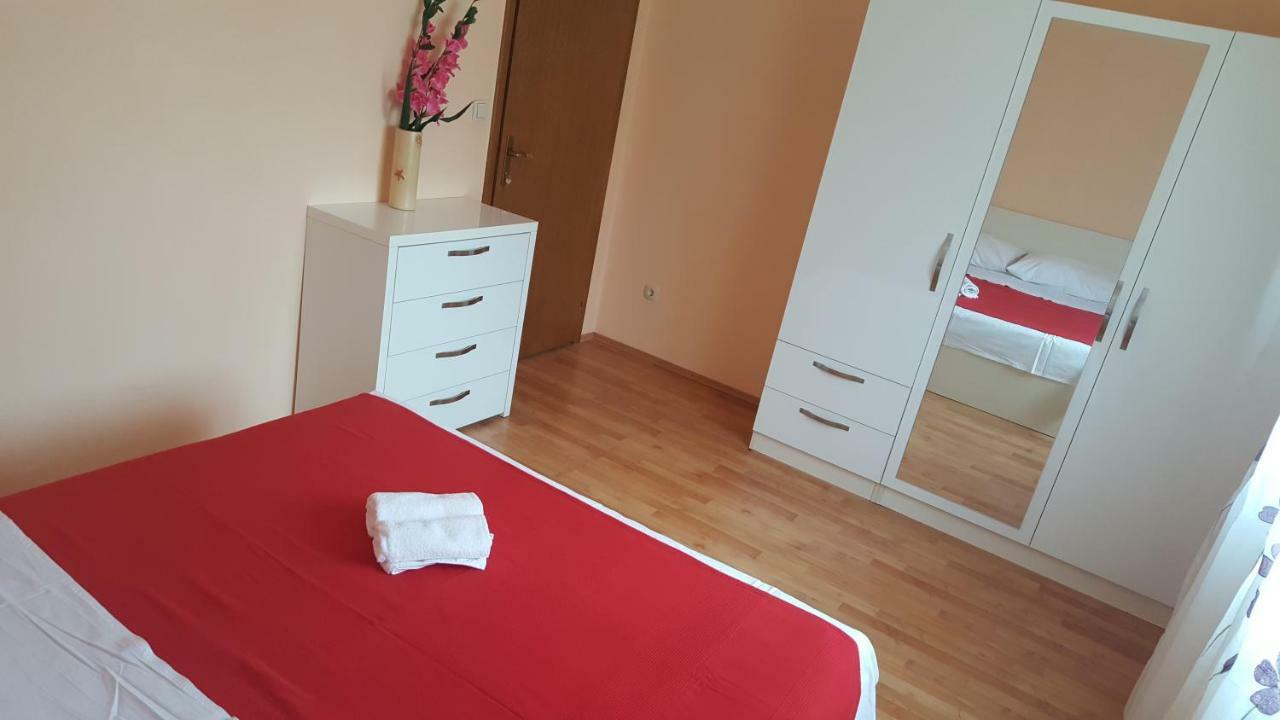Apartmani Goga Starigrad Exterior photo